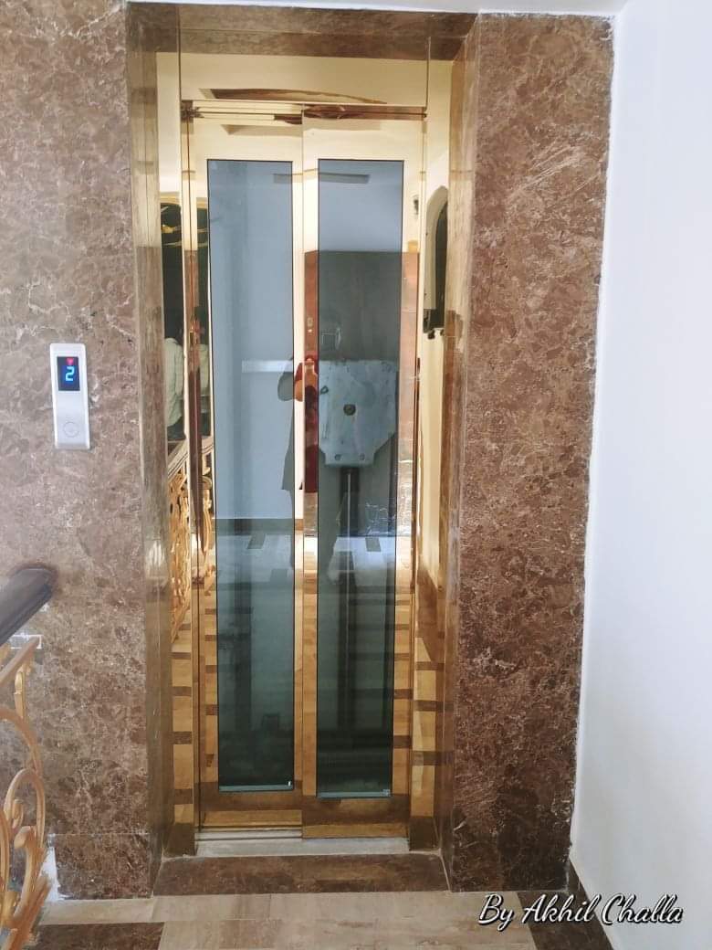 Passenger Lift 